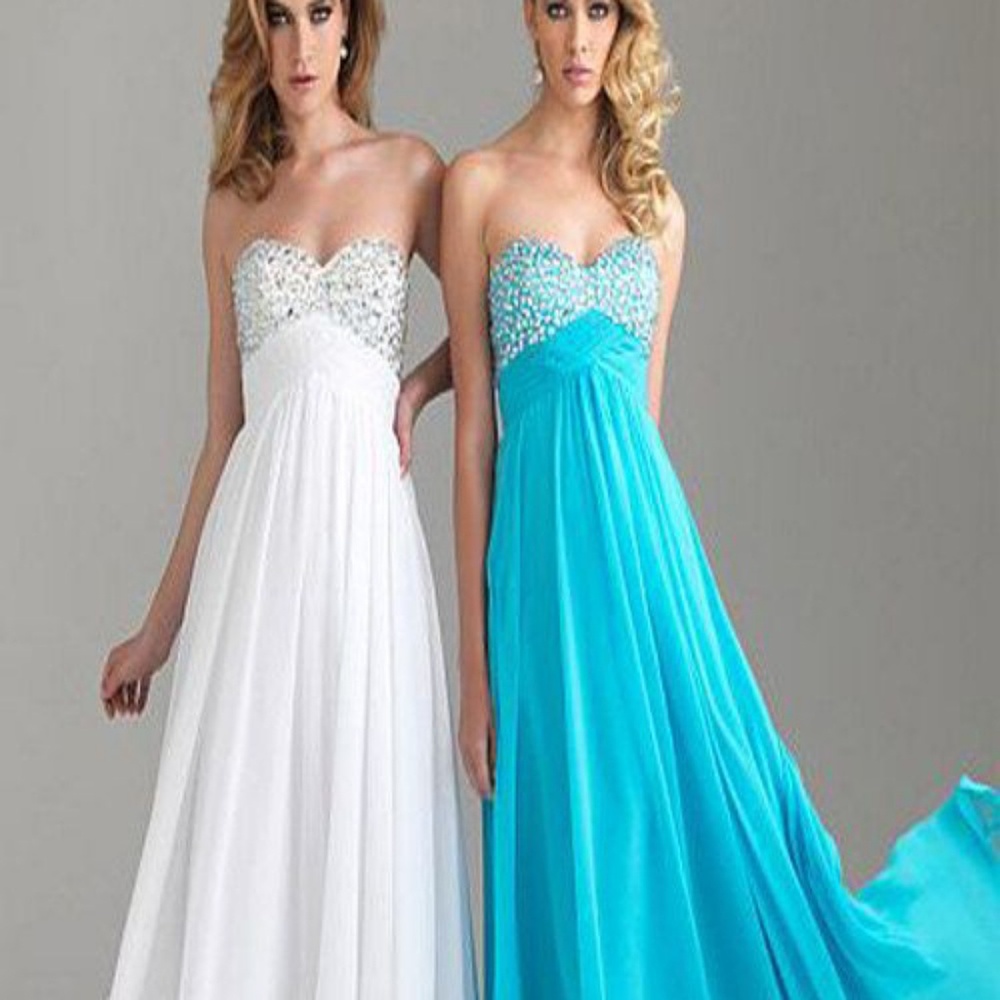 Night Moves Long Formal Dress